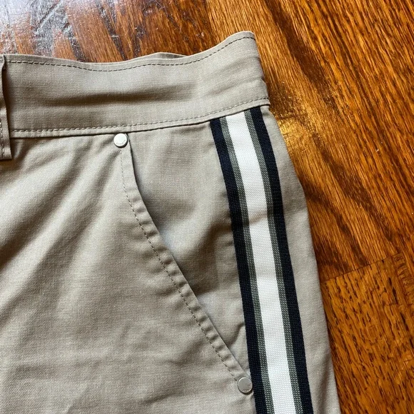 Athleta Tan Desert Summit Cargo Pants - Size 8 - Picture 4 of 9